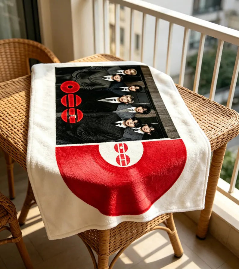 BTS Fan Fleece Blanket with Group Photo Design, Soft K-Pop Home Decor Gift