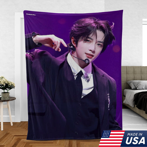 WAVESTEEᵀᴹ Beomgyu TxT Fleece Blanket