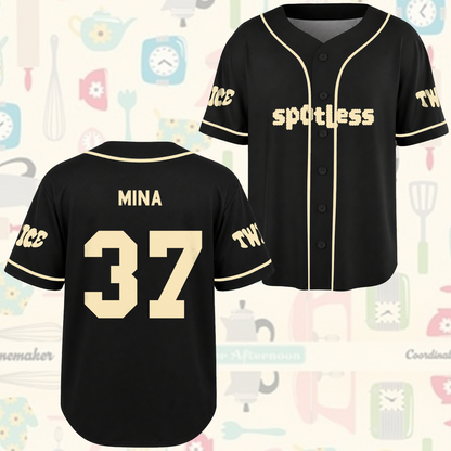 Super, das ist für das TWICE Baseballtrikot der Welttournee 2026