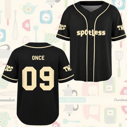 Super, das ist für das TWICE Baseballtrikot der Welttournee 2026
