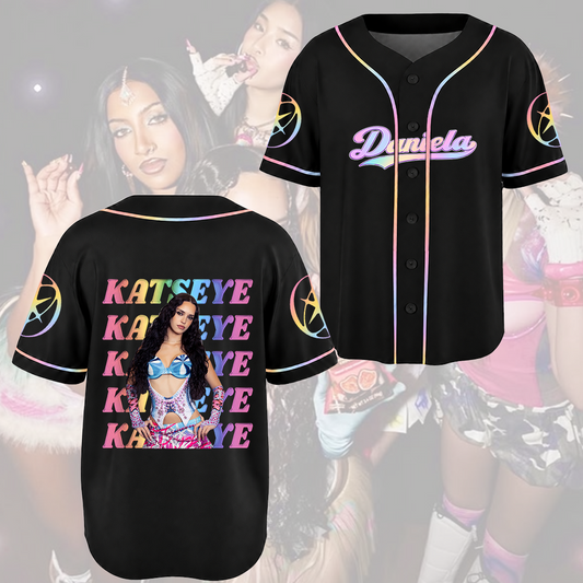 KATSEYE The Wildworld Tour Retro Buntes Baseball-Trikot Geschenk für Fans