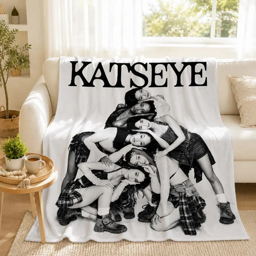 Cozy Flannel Throw Blanket, Y2K Pop Star Music Fan Gift, Aesthetic Teen Girl Bedroom Decor, Birthday Present