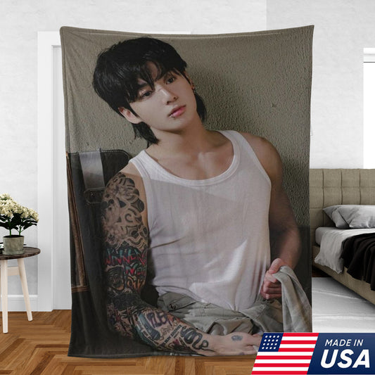 WAVESTEEᵀᴹ Jungkook Blanket Cozy Fleece Throw for BTS Fans