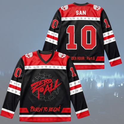 Sporty Twice Dies ist für das blau-schwarze Eishockeytrikot