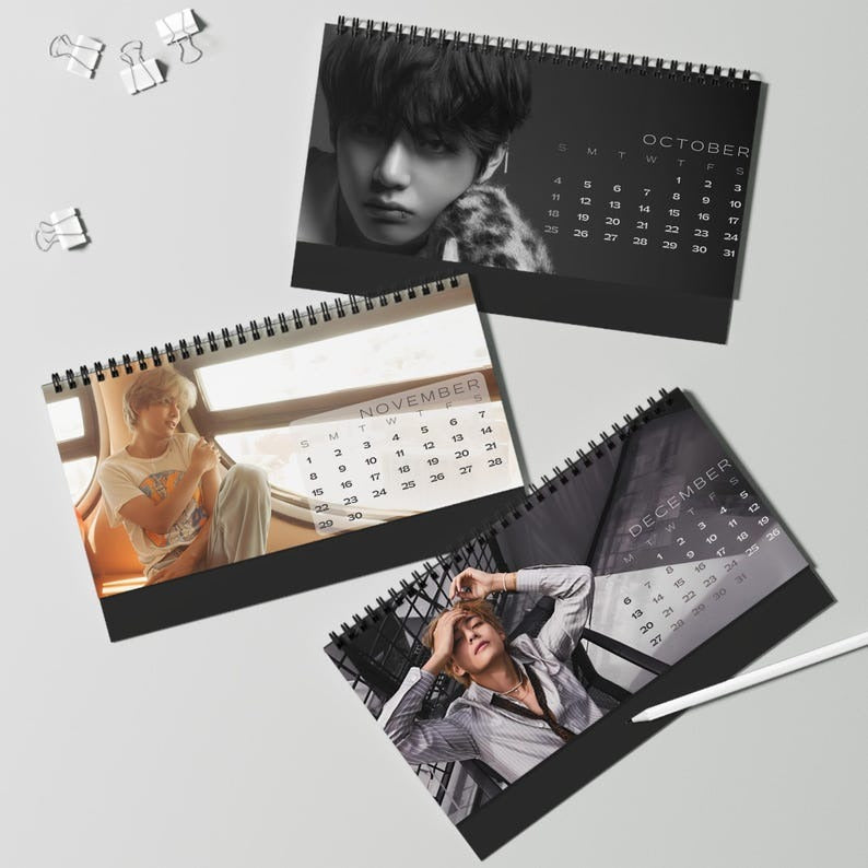 WAVESTEEᵀᴹ Kim Taehyung K-Pop 2026 Desktop Calendar