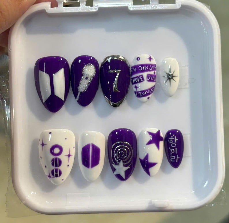 Arirang Album Press On Nails – 2026 K-pop Comeback Nails, 3D Silver Art Purple White Nails, Member Name Custom Nails, Kpop Concert Gift